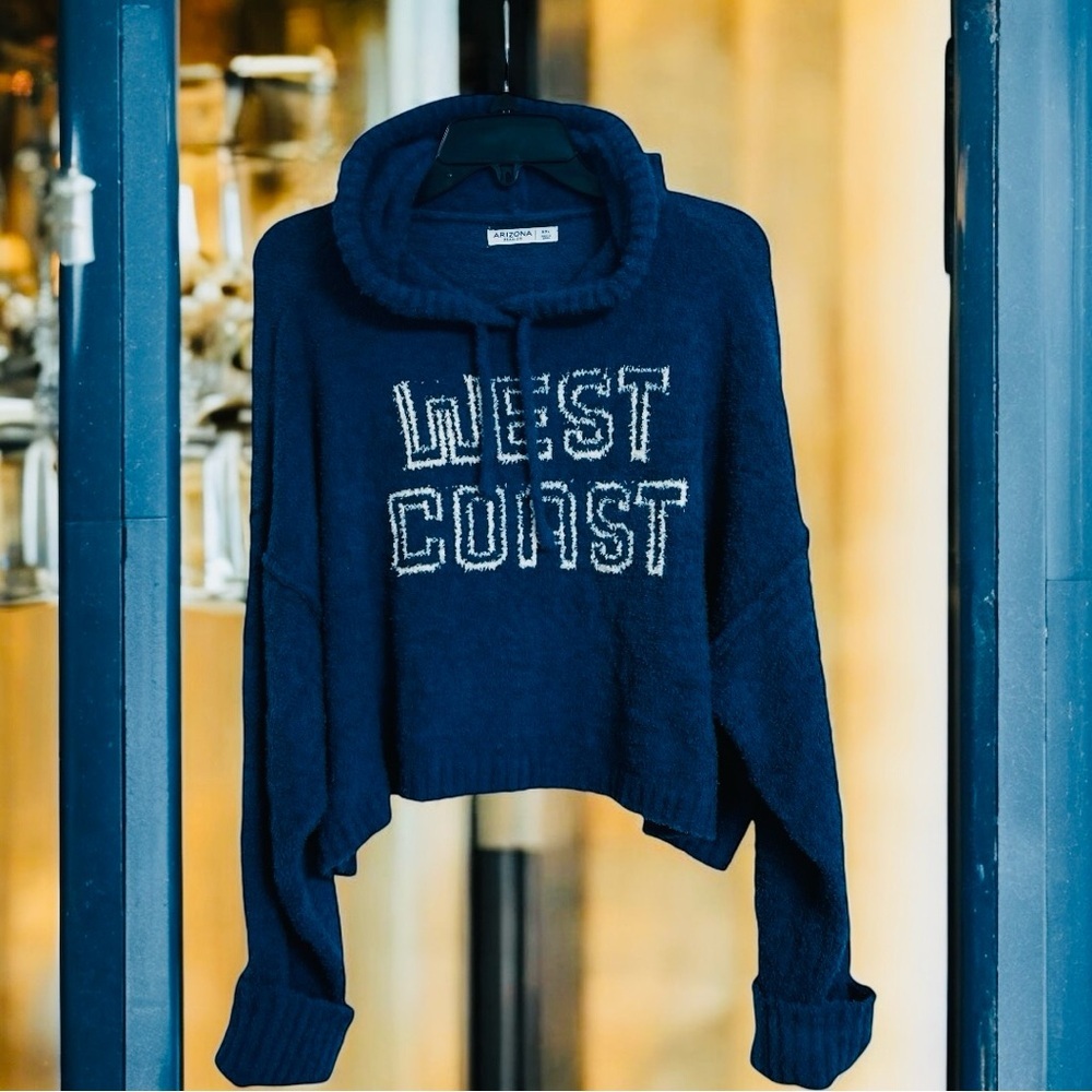 Arizona Jean Co Cropped Fuzzy Hooded Drawstring Long Sleeves Pullover‎ Sweater